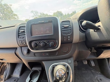 Used Renault Trafic 2017 for sale - 78730127: Photo