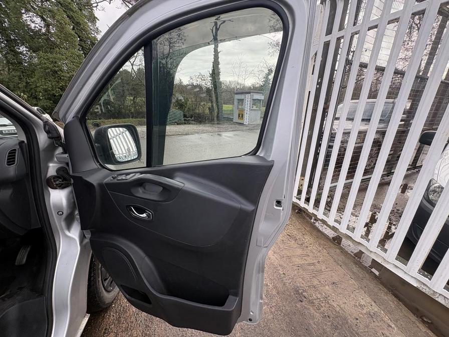 Used Vauxhall Vivaro 2015 for sale - 77500051: Photo 10