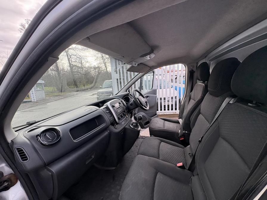 Used Vauxhall Vivaro 2015 for sale - 77500051: Photo 18
