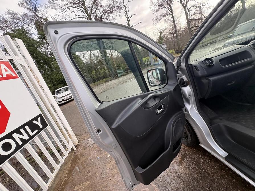 Used Vauxhall Vivaro 2015 for sale - 77500051: Photo 20