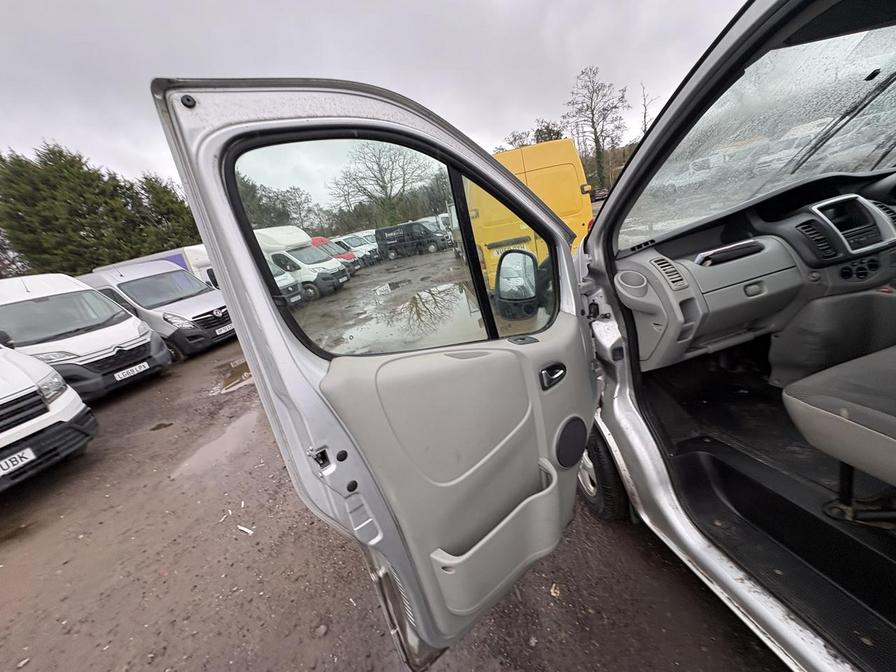 Used Vauxhall Vivaro 2014 for sale - 77540383: Photo 12