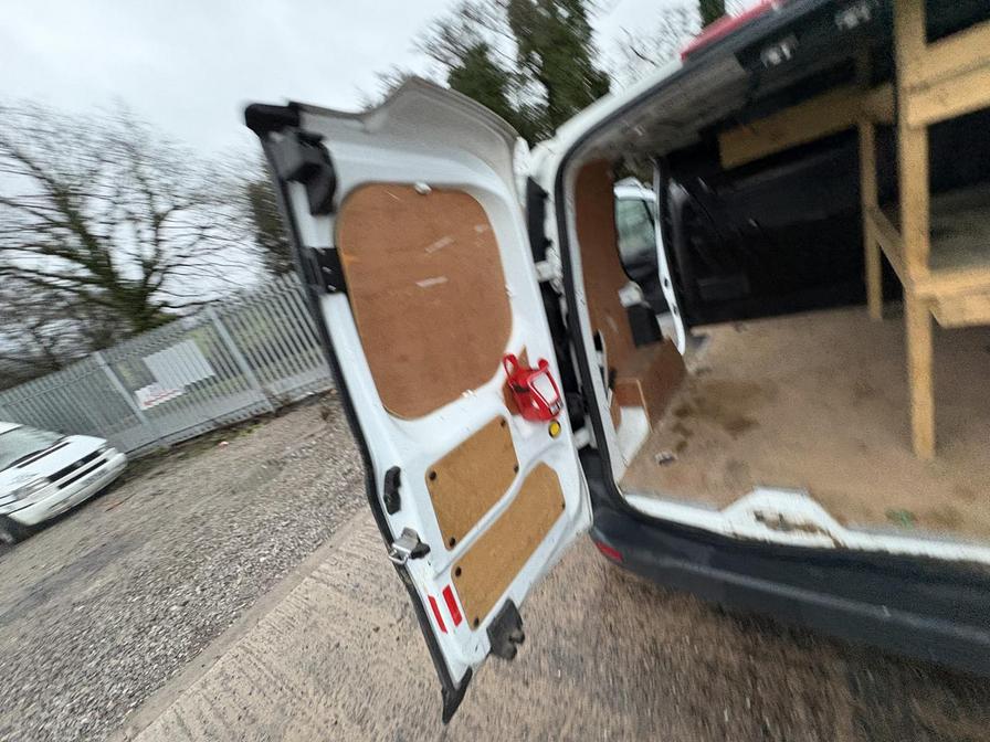 Used Ford Transit Connect 2017 for sale - 77316260: Photo 18