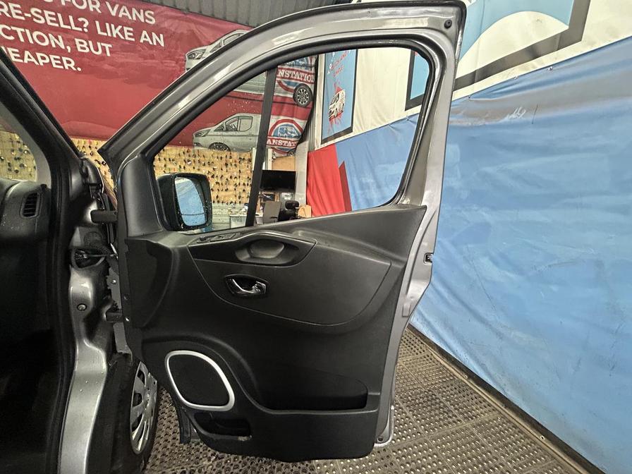 Used Vauxhall Vivaro 2019 for sale - 76459497: Photo 12