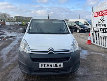 Used Citroen Berlingo 2017 for sale - 77739361: Photo