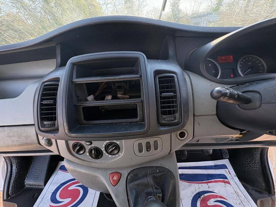 Used Vauxhall Vivaro 2014 for sale - 77739358: Photo 15