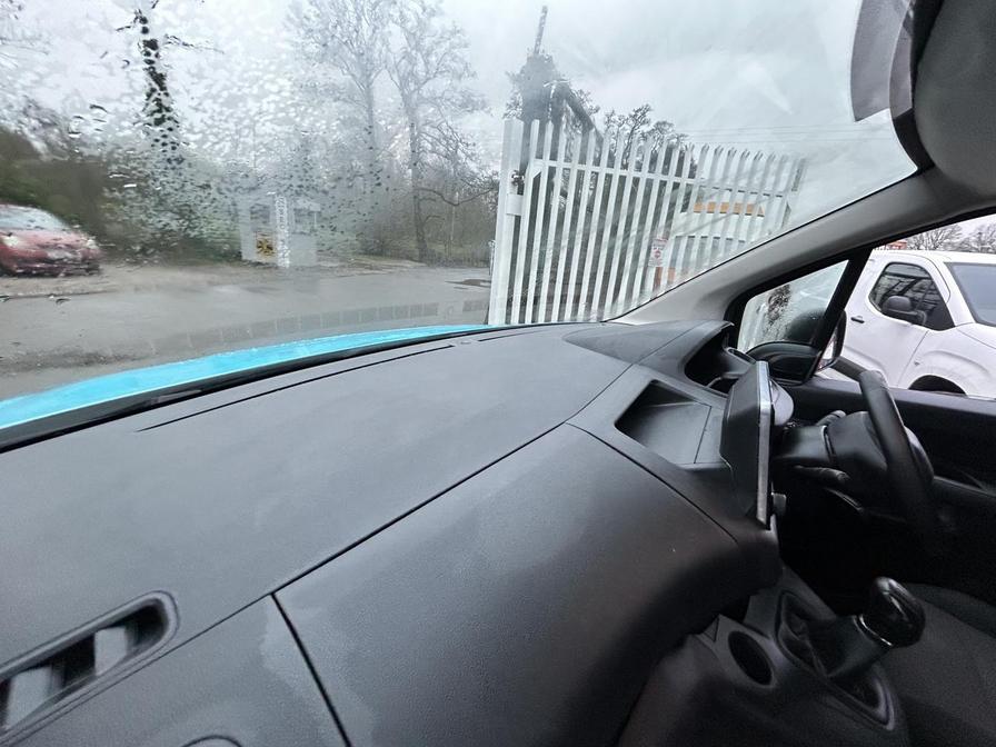 Used Peugeot Partner 2021 for sale - 77043740: Photo 17