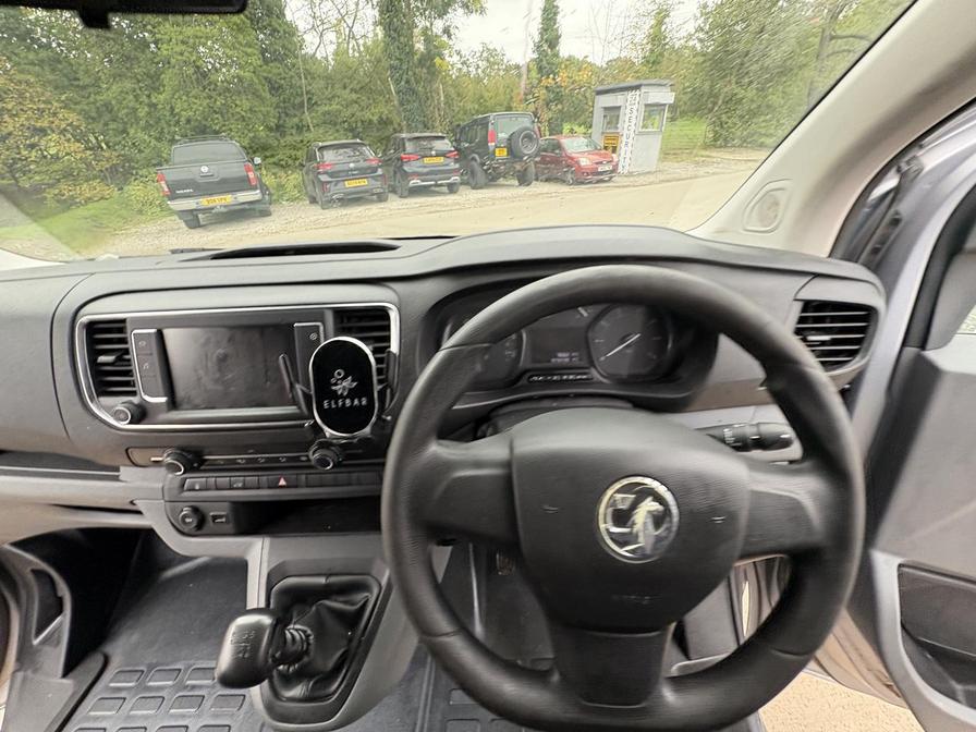 Used Vauxhall Vivaro 2020 for sale - 76624311: Photo 15