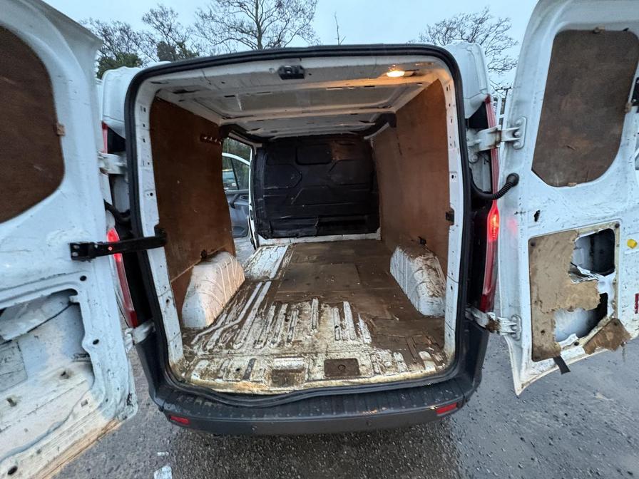 Used Ford Transit Custom 2015 for sale - 77308063: Photo 15