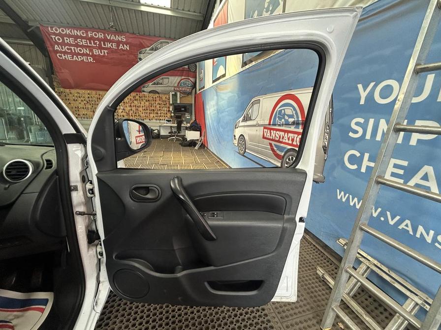 Used Renault Kangoo Maxi 2018 for sale - 75556184: Photo 18