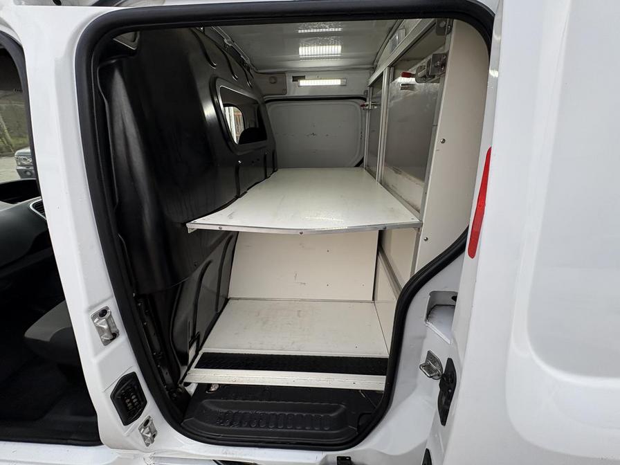 Used Renault Kangoo Maxi 2017 for sale - 76889267: Photo 22