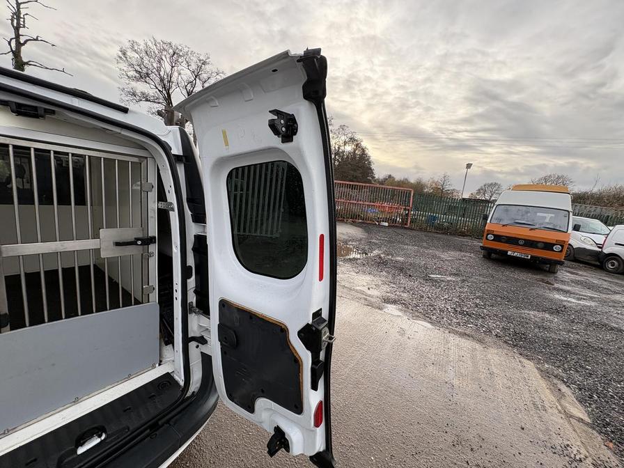 Used Renault Kangoo Maxi 2017 for sale - 76889267: Photo 8
