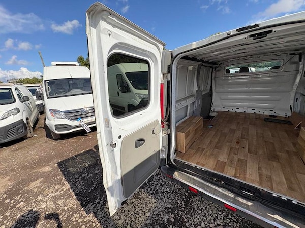 Used Vauxhall Vivaro 2014 for sale - 76261867: Photo 12
