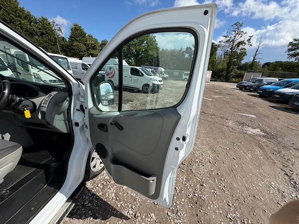 Used Vauxhall Vivaro 2014 for sale - 76261867: Photo 15