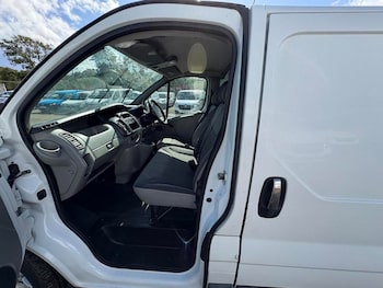 Used Vauxhall Vivaro 2014 for sale - 76261867: Photo 2