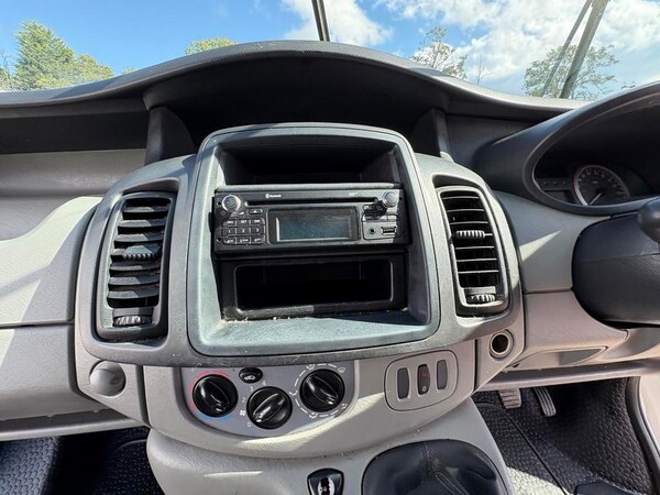 Used Vauxhall Vivaro 2014 for sale - 76261867: Photo 6