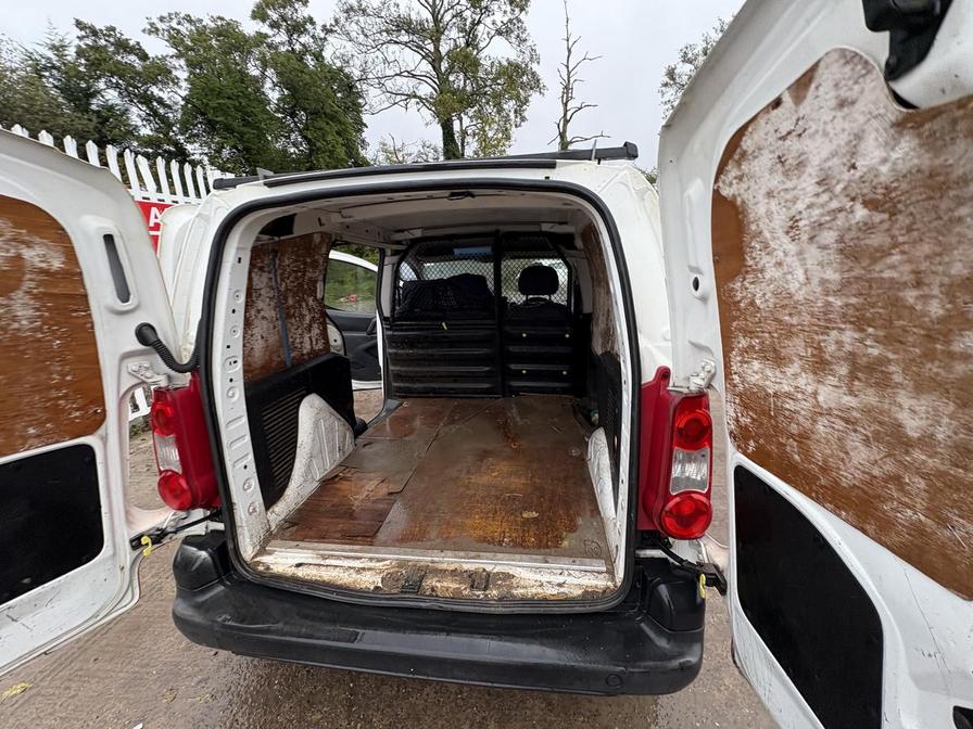 Used Peugeot Partner 2011 for sale - 76339092: Photo 14