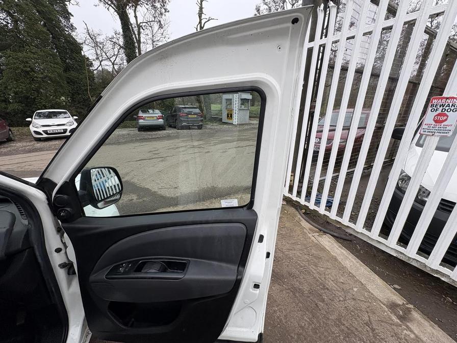 Used Fiat Doblo 2017 for sale - 77810724: Photo 18