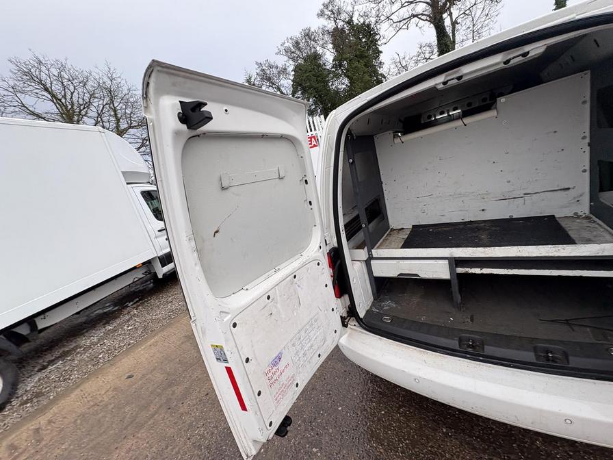 Used Volkswagen Caddy Maxi 2014 for sale - 77932953: Photo 12