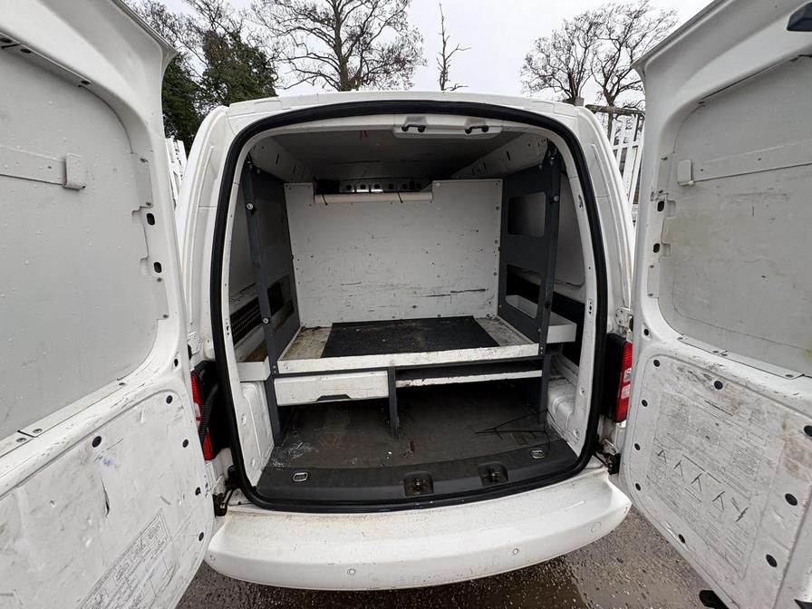 Used Volkswagen Caddy Maxi 2014 for sale - 77932953: Photo 16