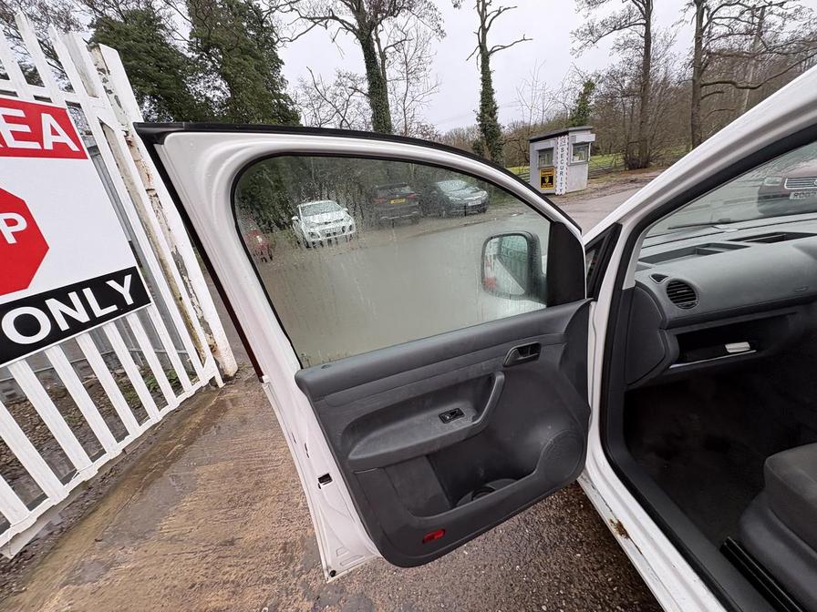 Used Volkswagen Caddy Maxi 2014 for sale - 77932953: Photo 18