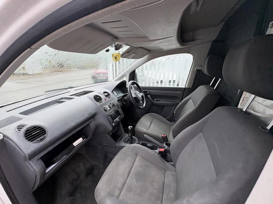 Used Volkswagen Caddy Maxi 2014 for sale - 77932953: Photo 4