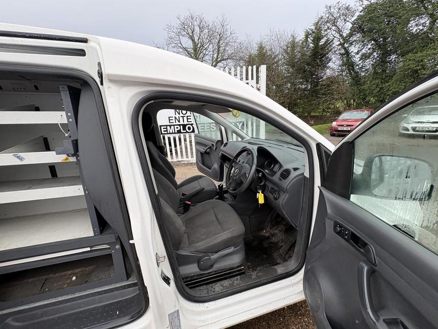 Used Volkswagen Caddy Maxi 2014 for sale - 77932953: Photo 8