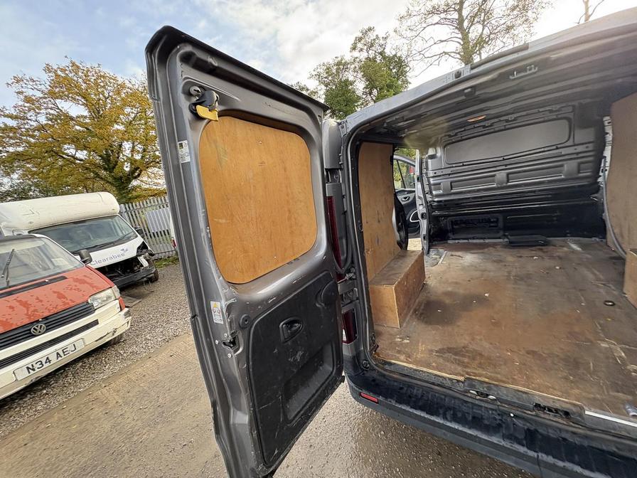 Used Renault Trafic 2018 for sale - 76459508: Photo 12