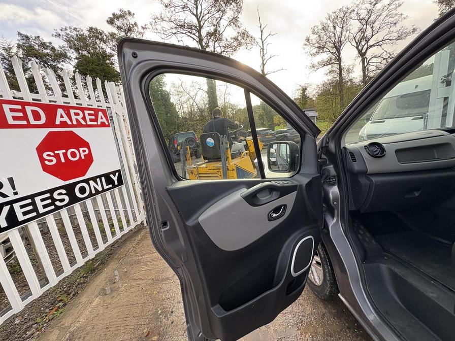 Used Renault Trafic 2018 for sale - 76459508: Photo 18