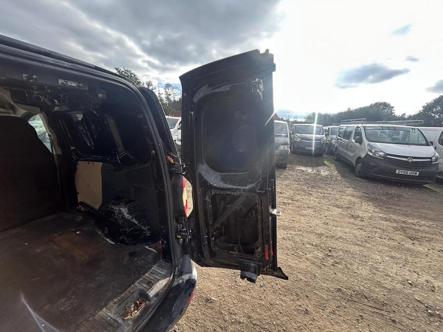 Used Ford Transit Courier 2016 for sale - 76248783: Photo 17