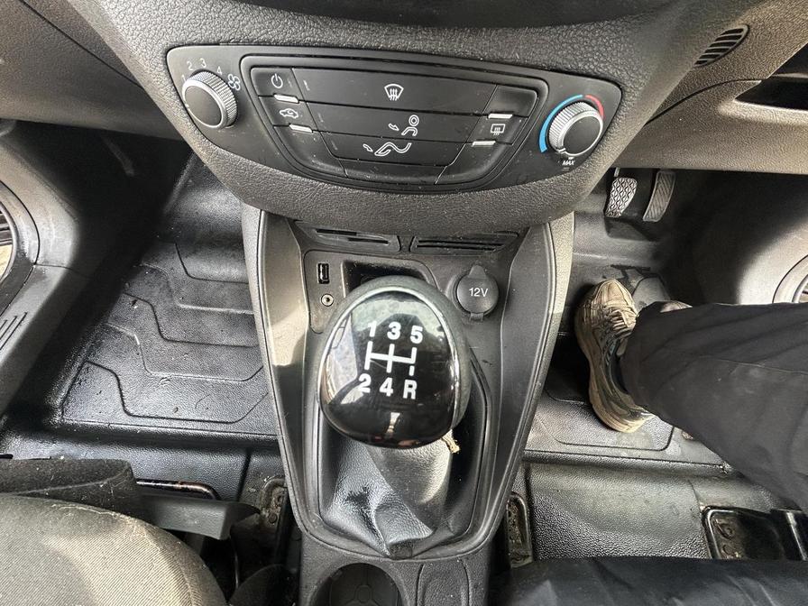Used Ford Transit Courier 2016 for sale - 76248783: Photo 21