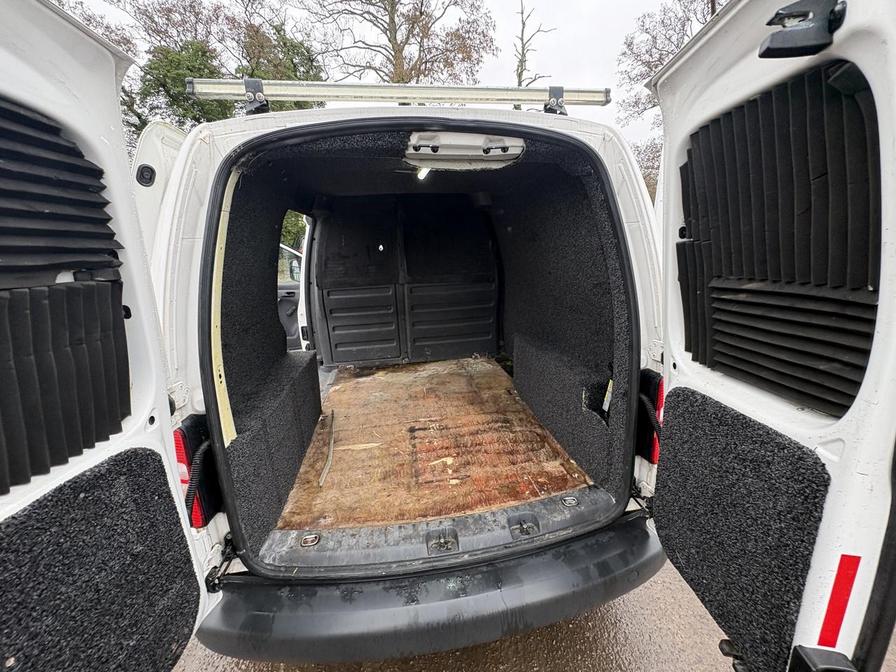 Used Volkswagen Caddy 2015 for sale - 77786634: Photo 10