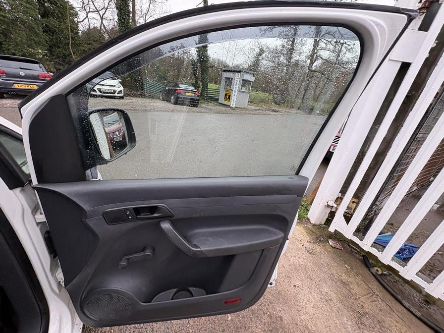 Used Volkswagen Caddy 2015 for sale - 77786634: Photo 13