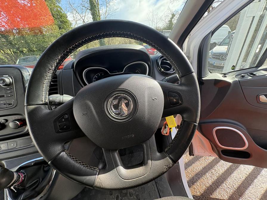 Used Vauxhall Vivaro 2018 for sale - 78059949: Photo 15