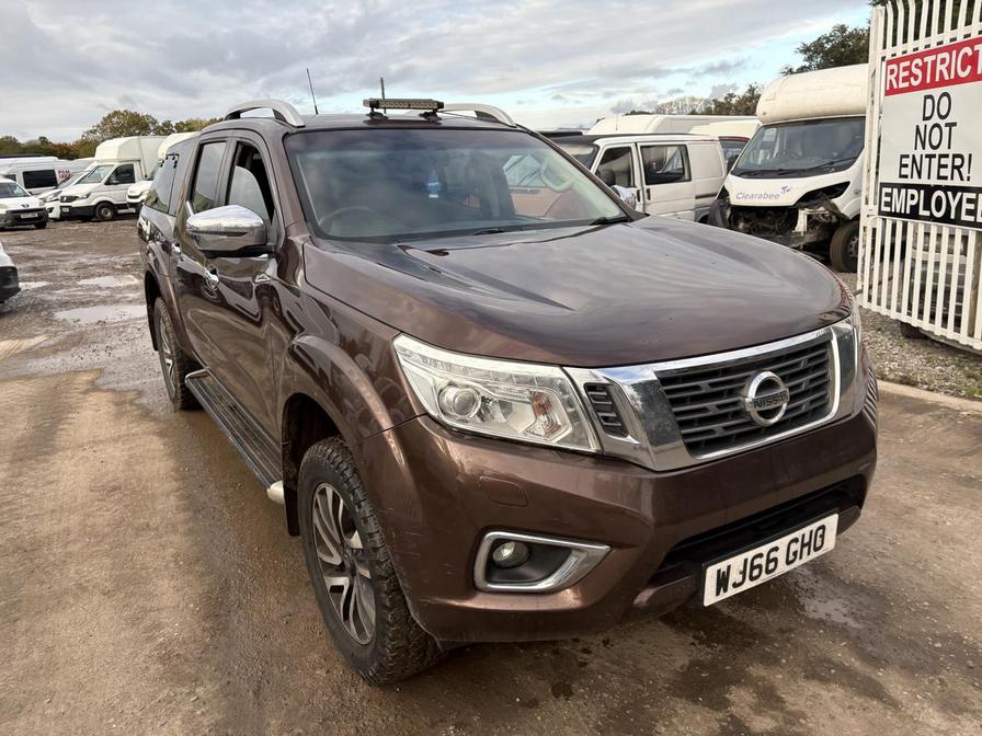 Used Nissan Navara 2016 for sale - 76390420: Photo 1