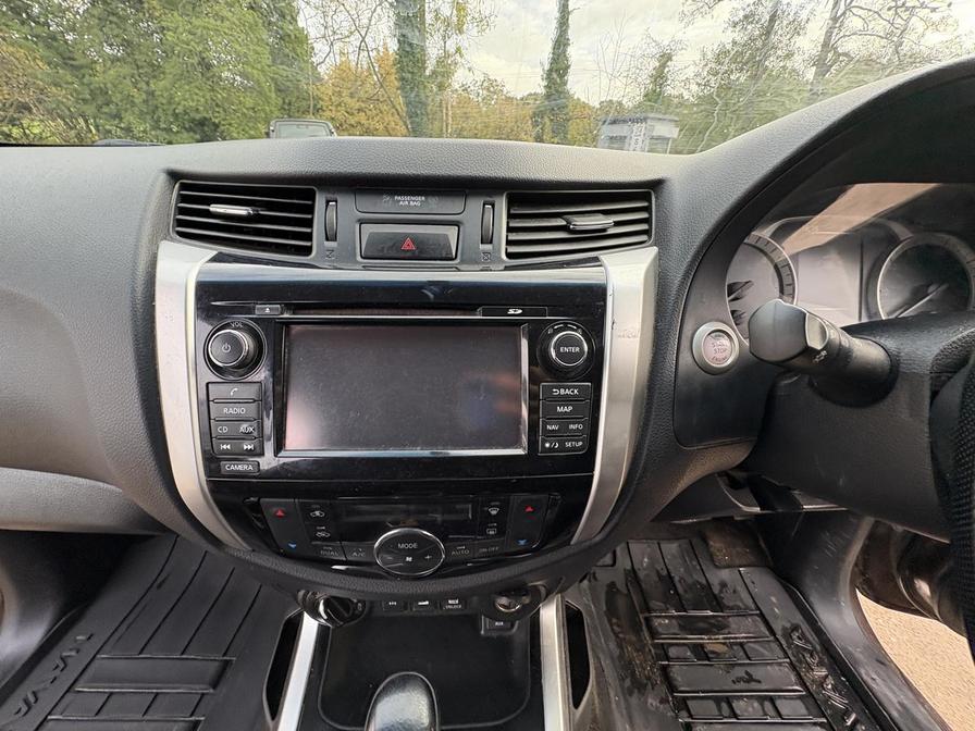 Used Nissan Navara 2016 for sale - 76390420: Photo 15