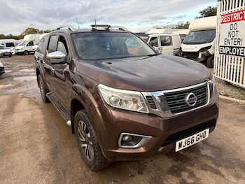 Used Nissan Navara 2016 for sale - 76390420: Photo