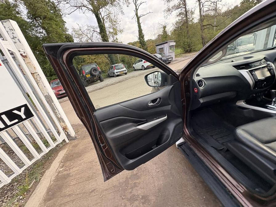 Used Nissan Navara 2016 for sale - 76390420: Photo 6