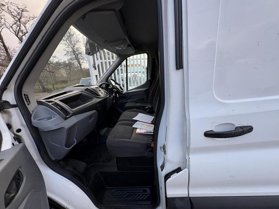 Used Ford Transit 2018 for sale - 77293908: Photo 9