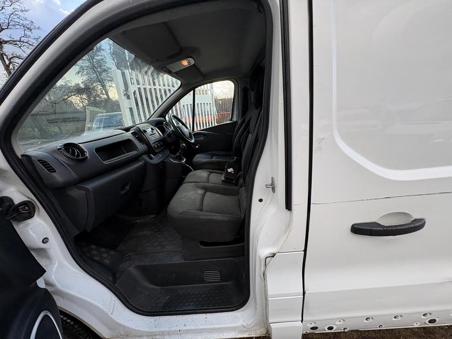 Used Vauxhall Vivaro 2017 for sale - 77051127: Photo 15