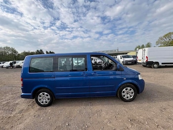Used Volkswagen Caravelle 2003 for sale - 78563629: Photo