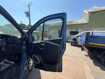 Used Vauxhall Vivaro 2015 for sale - 75004157: Photo
