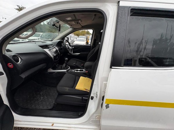 Used Nissan Navara 2020 for sale - 76310037: Photo 12