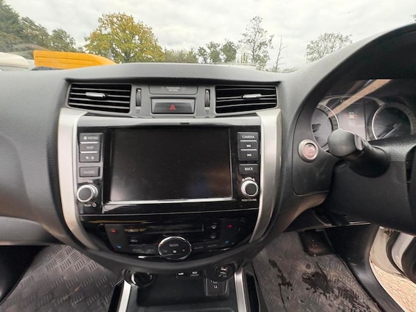 Used Nissan Navara 2020 for sale - 76310037: Photo 14