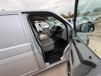 Used Volkswagen Transporter 2013 for sale - 76540410: Photo