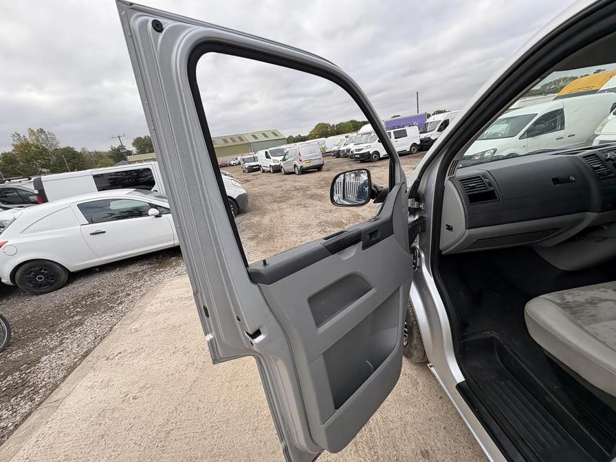 Used Volkswagen Transporter 2013 for sale - 76540410: Photo 9