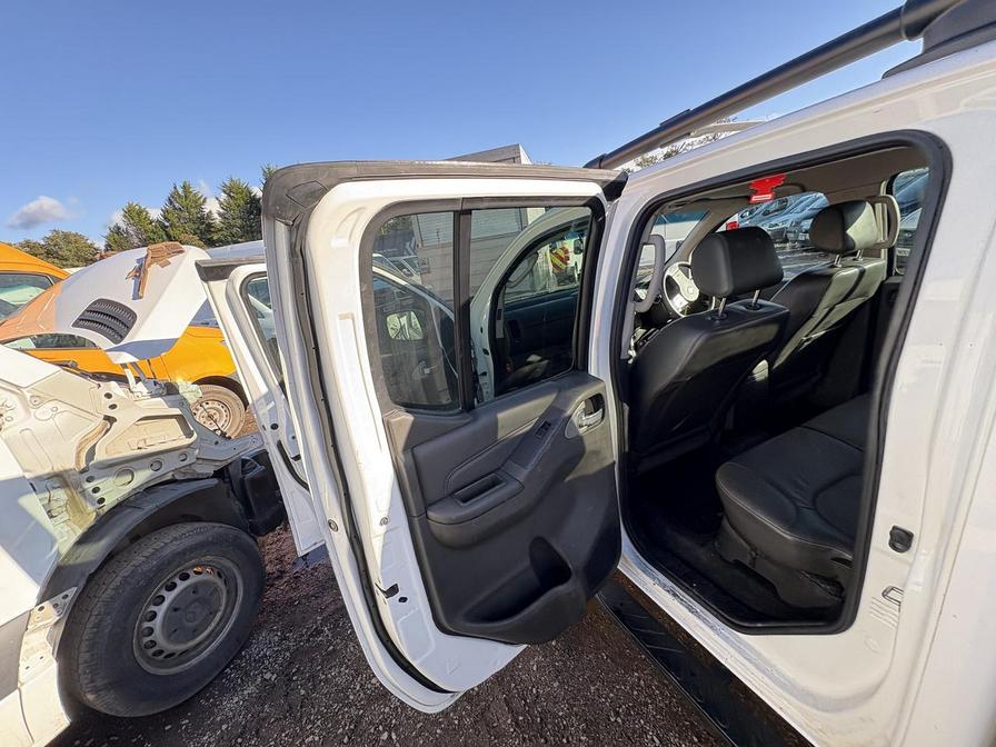 Used Nissan Navara 2013 for sale - 76381750: Photo 8