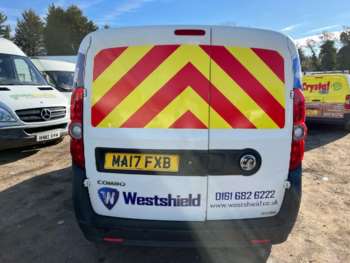 Used Vauxhall Combo 2017 for sale - 74299547: Photo