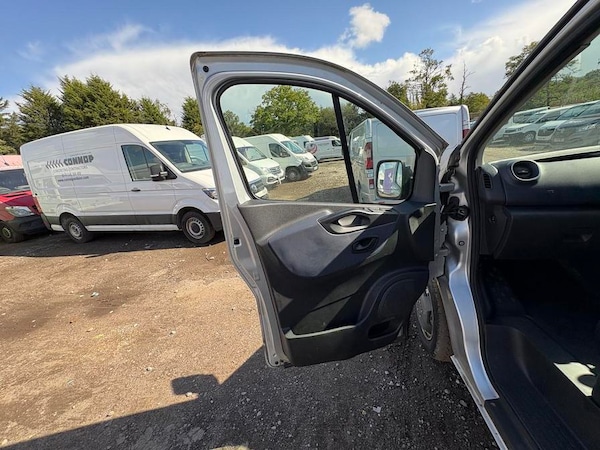 Used Vauxhall Vivaro 2016 for sale - 76261865: Photo 19