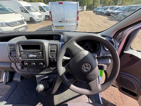 Used Vauxhall Vivaro 2016 for sale - 76261865: Photo 20