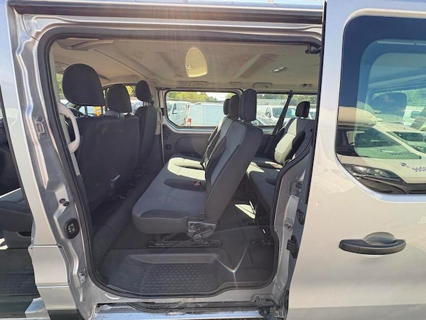 Used Vauxhall Vivaro 2016 for sale - 76261865: Photo 5